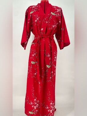 Smithsonian Institution 100% Cotton Made in Japan Red Cherry Blossom Bird Robe